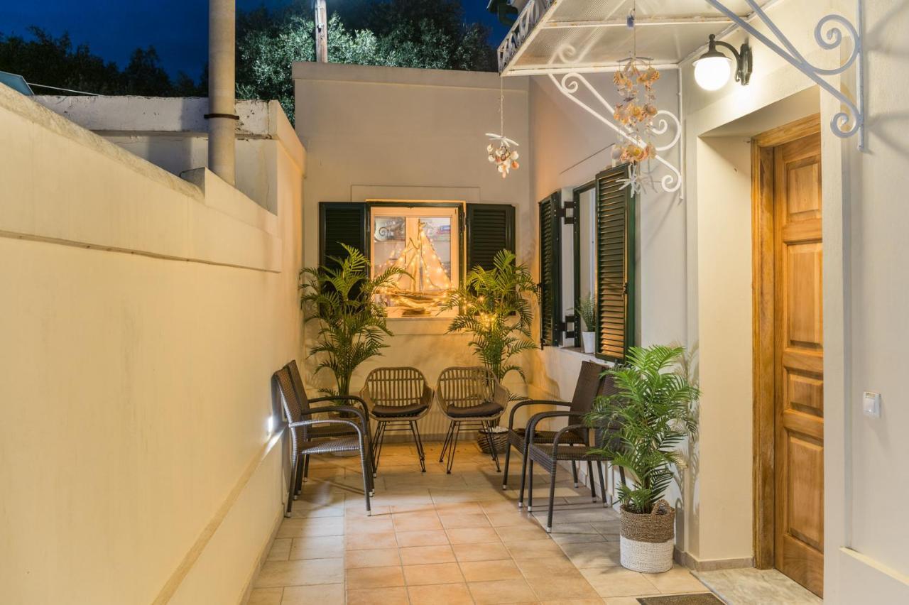Myronis Villa Corfu Town Exteriör bild